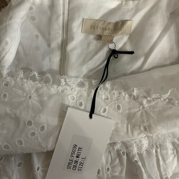 Best Day Ever Eyelet Tiered Mini Skirt - White - LARGE NWT - Picture 3 of 4